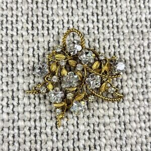1950s Margarita Gold Clear Crystal Rhinestone Floral Spray Flower Brooch Pin